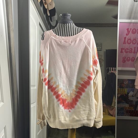 NWT Wild Fox distressed Multi Color Pink, Coral and beige sweatshirt Size: M - Picture 4 of 11